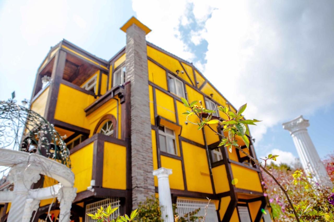 Shepherd'S B&B Renai Exterior foto